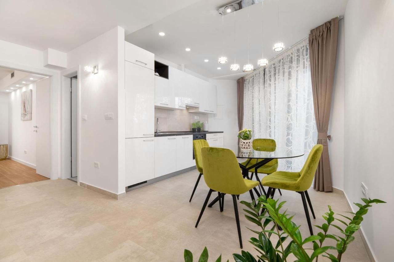 Apartment Amadeo Спліт Екстер'єр фото