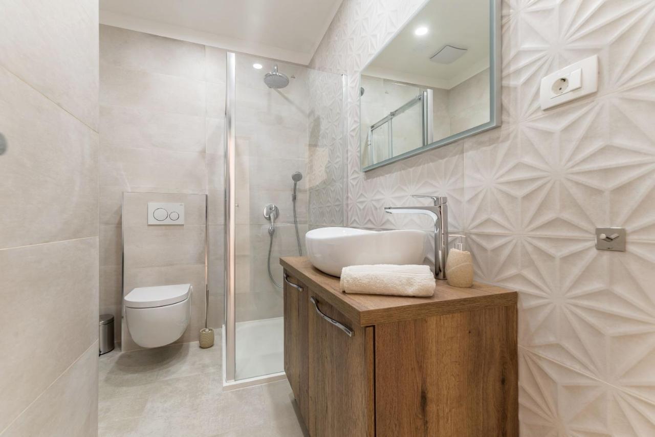 Apartment Amadeo Спліт Екстер'єр фото